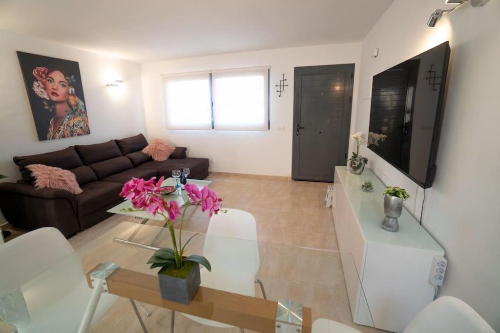Casa Alfred, El Cotillo, Best One Beach To 150 M Wifi Fiber ภายนอก รูปภาพ